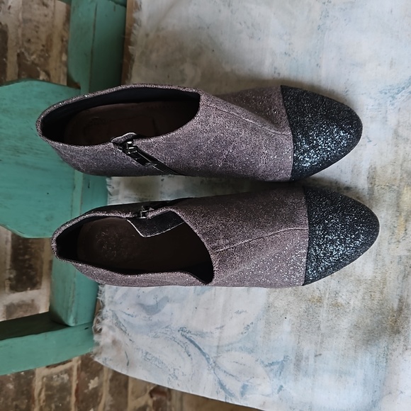 Vince Camuto Amoby 2 Urban Glitter Leather Booties - Picture 2 of 7